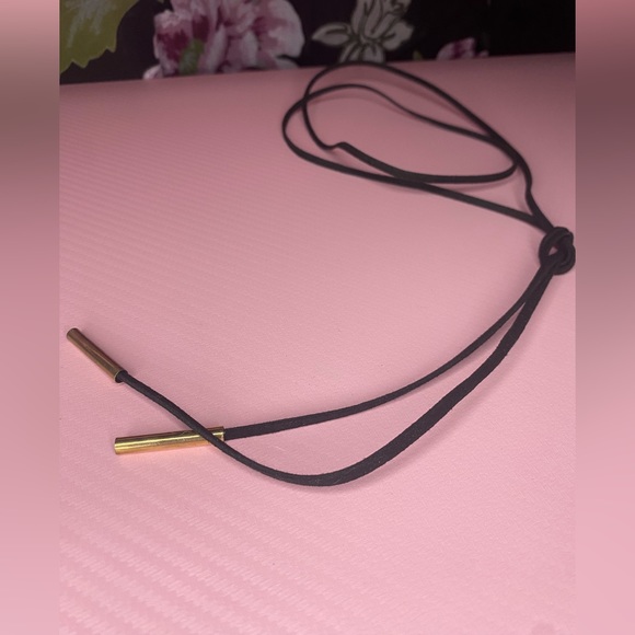 9 choker necklaces - Picture 6 of 6